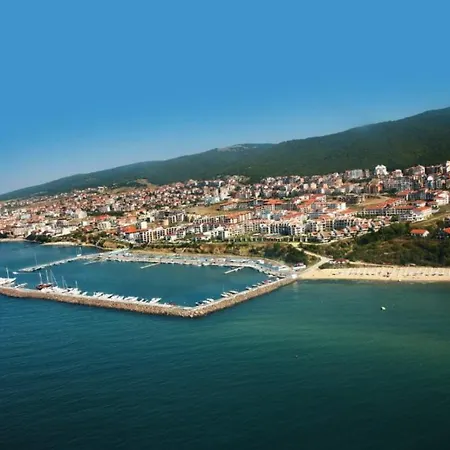 Royal Bay 6 Sea View Lägenhet Sveti Vlas