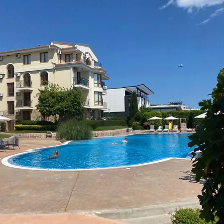 Royal Bay 6 Sea View Lägenhet Sveti Vlas